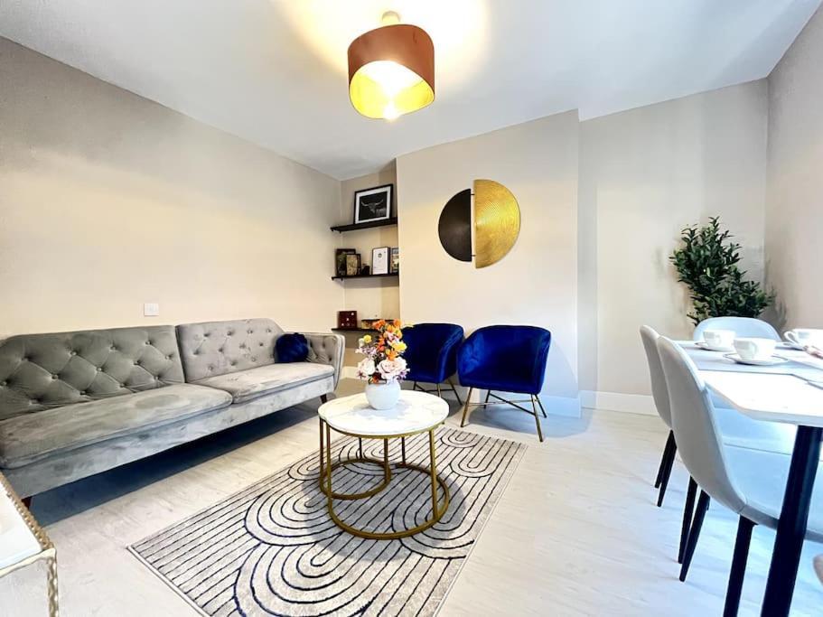 Central Winchester Serviced Apartments Экстерьер фото