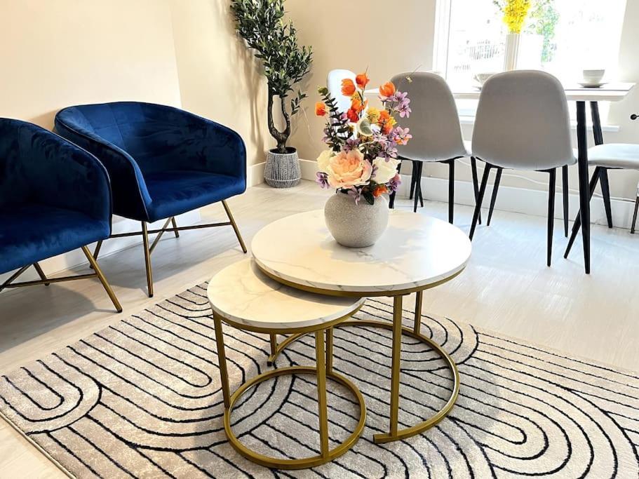 Central Winchester Serviced Apartments Экстерьер фото