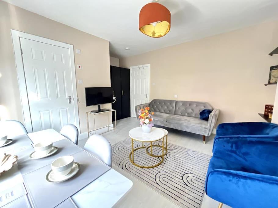 Central Winchester Serviced Apartments Экстерьер фото
